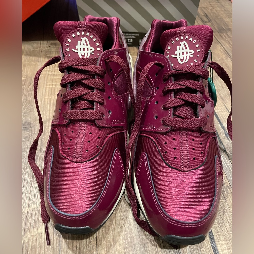 Nike Huarache Beetroot